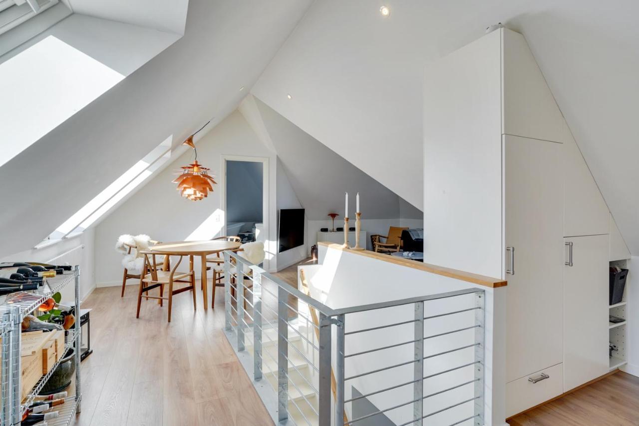 Bath Tub Penthouse In The City อัลบอร์ ภายนอก รูปภาพ